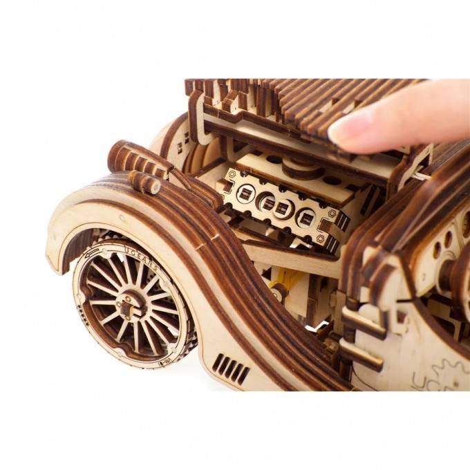 Новые деревянные конструкторы UGEARS — колёсная лира и шкатулка с секретом