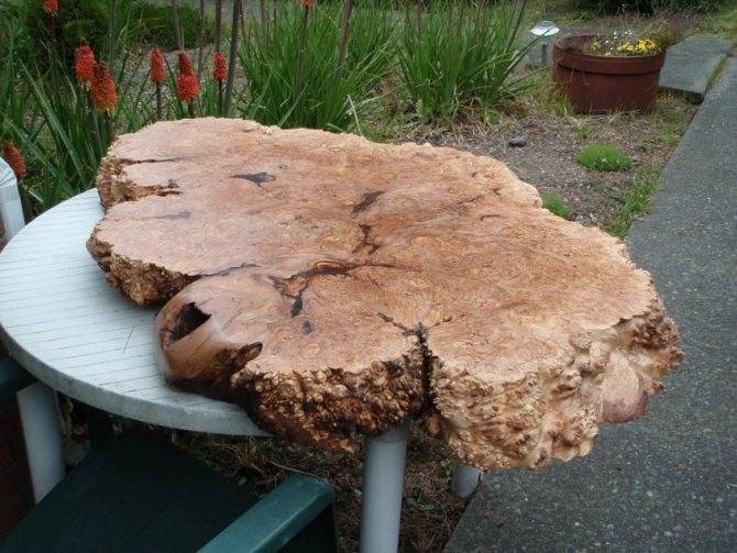 Классный столик из спила дерева