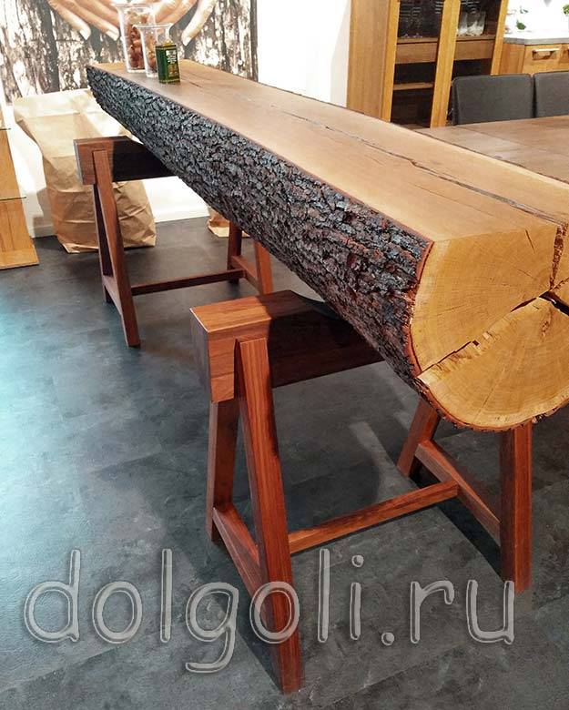 Уникальный столик из среза дерева