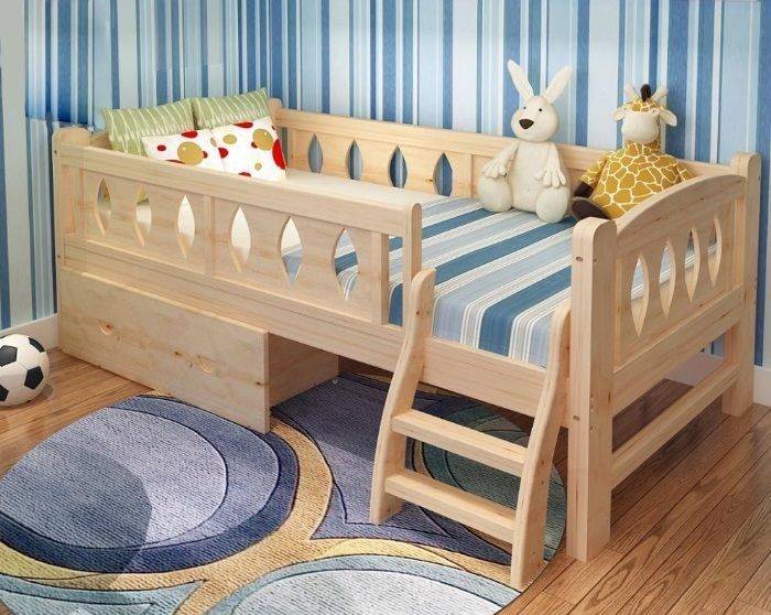 Советы по выбору детской кровати из массива дерева от профессионалов