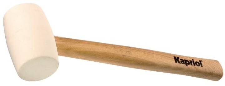 Миниатюрный молоток с деревянной ручкой