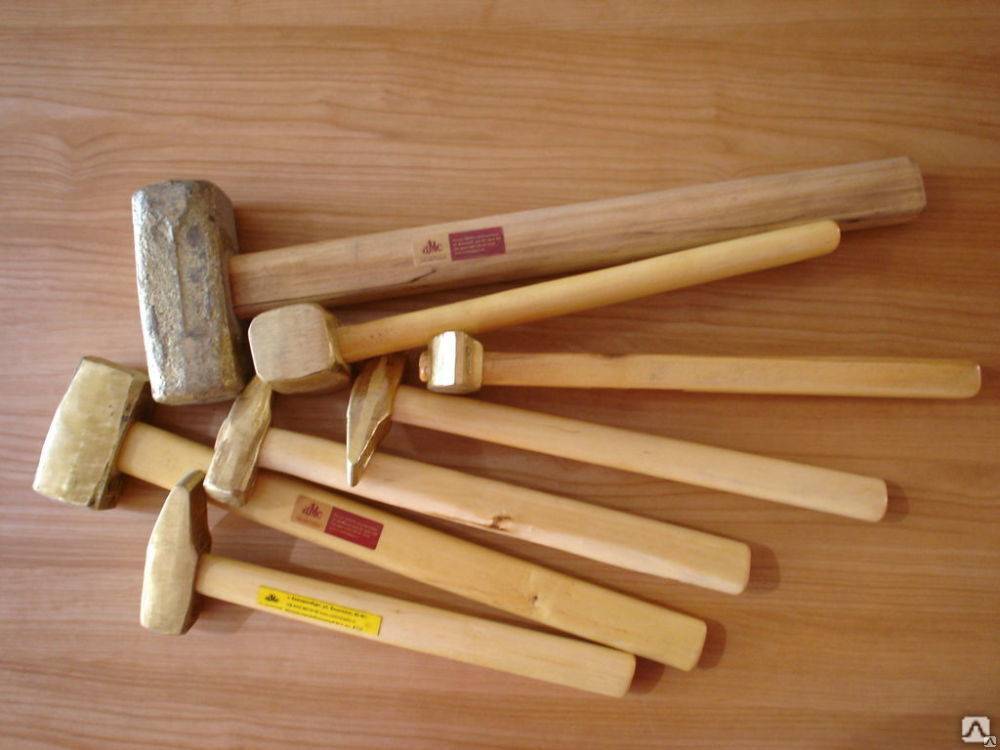 ✅ деревянный подарочный молоток с латунной вставкой - деловые-пряники.рф