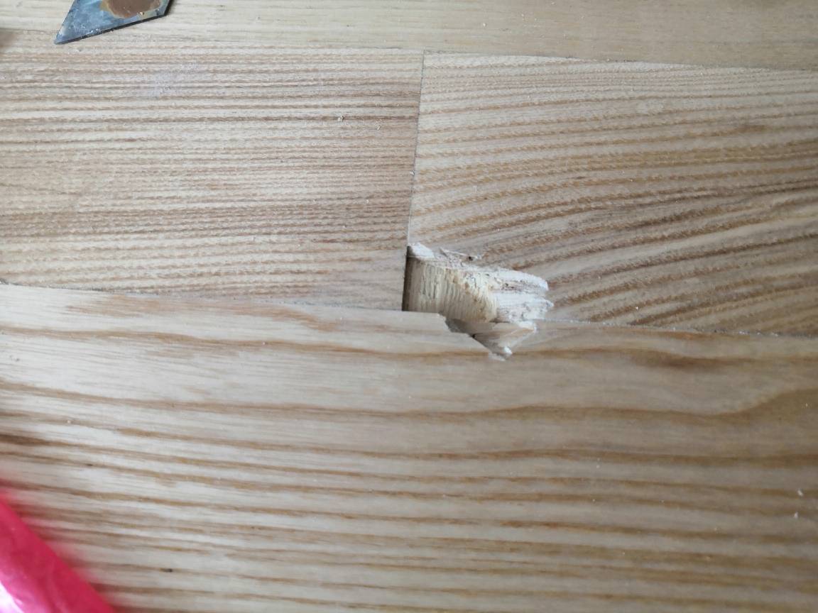 Как удалить вмятину с поверхности древесины: 10 шагов