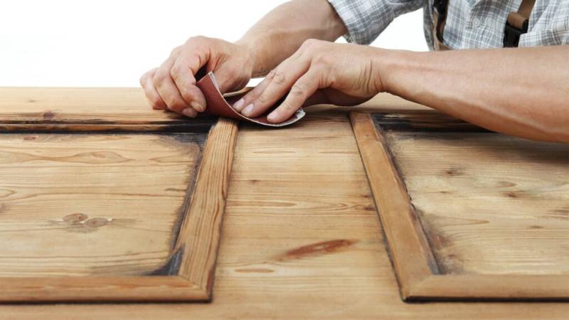 Скребок для шлифовки деревянных поверхностей