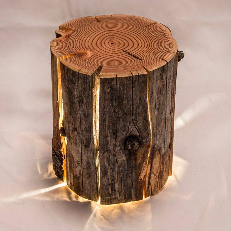 Деревянный светильник с эффектом “разрыва”