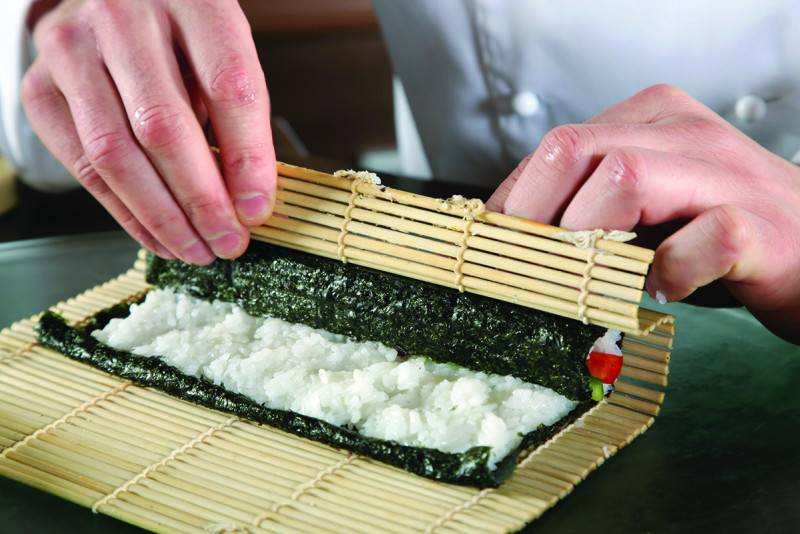 Набор деревянной посуды для суши