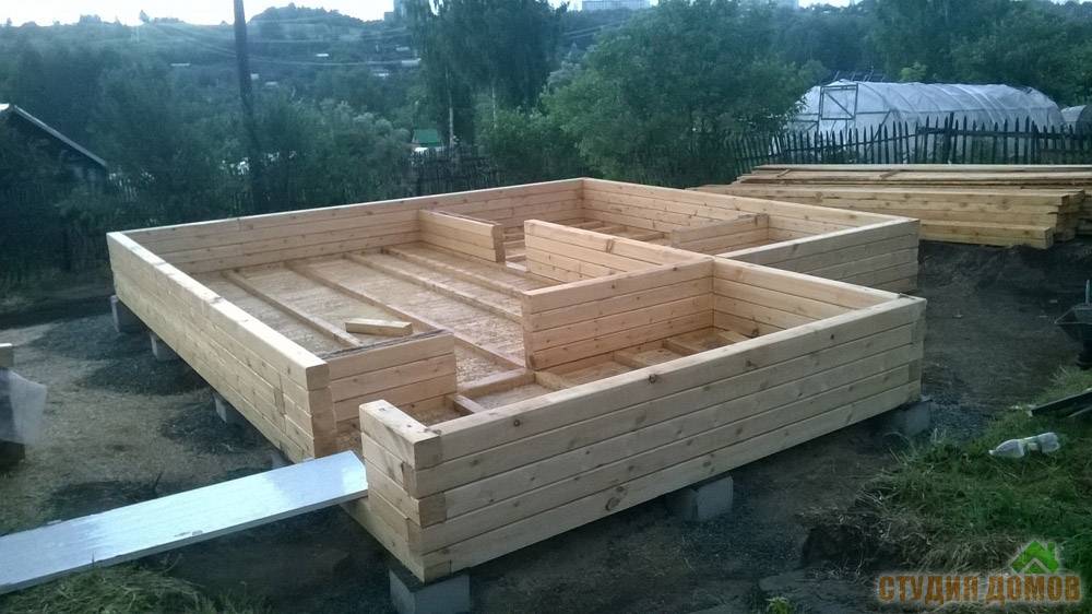 Строим дровяной дом со стенами из дров - поленьев