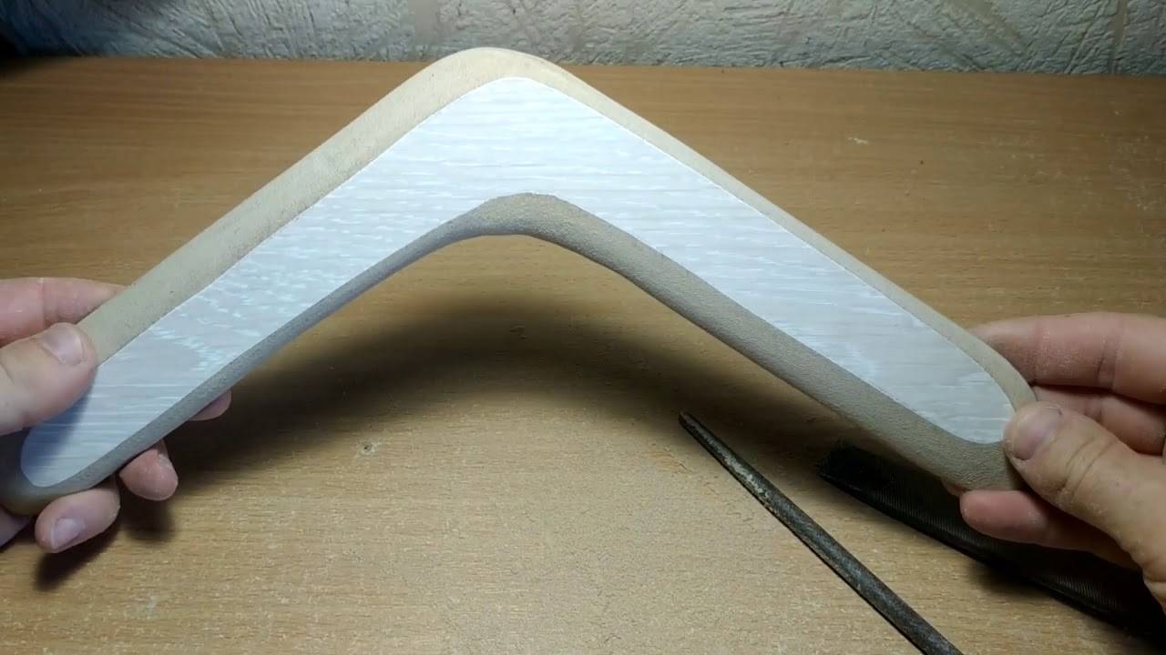 Как сделать бумеранг из бумаги или дерева: пошаговая инструкция