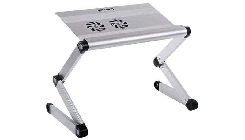 Компактный фанерный ретро-столик для ноутбука
