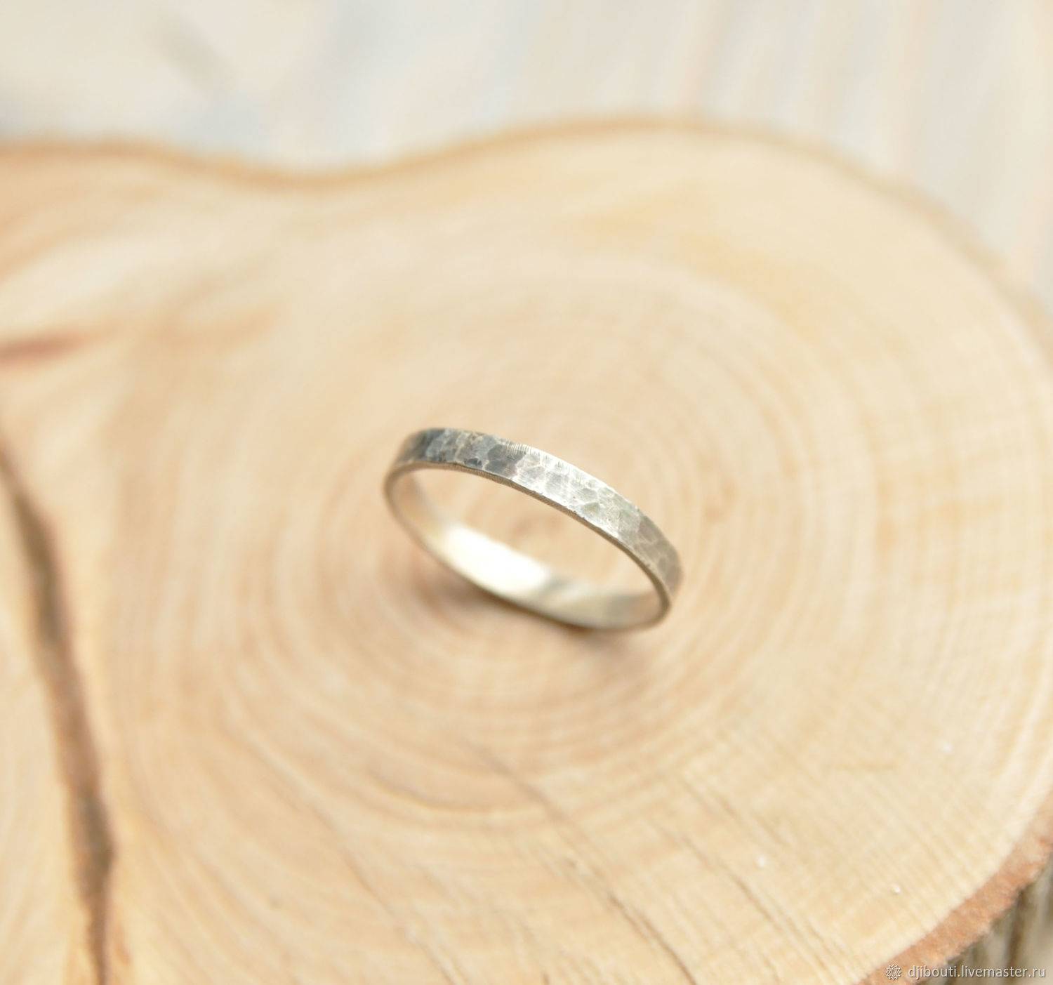 Деревянные обручальные кольца: фото и идеи