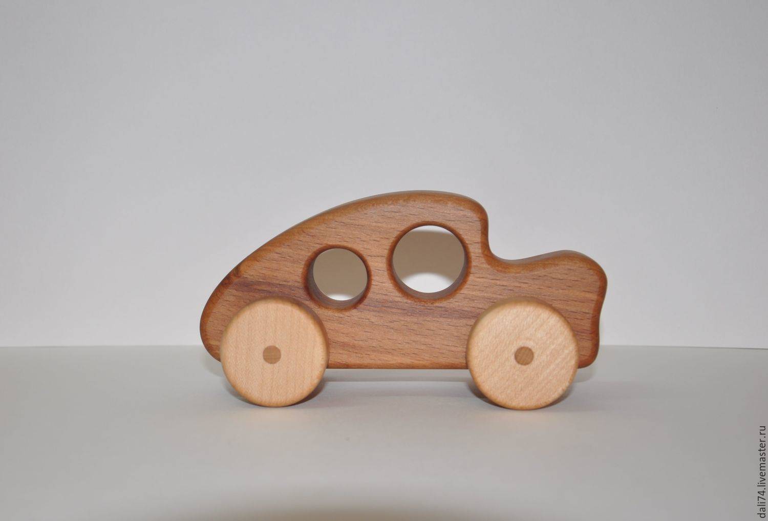 Деревянный автомобиль своими руками для детей