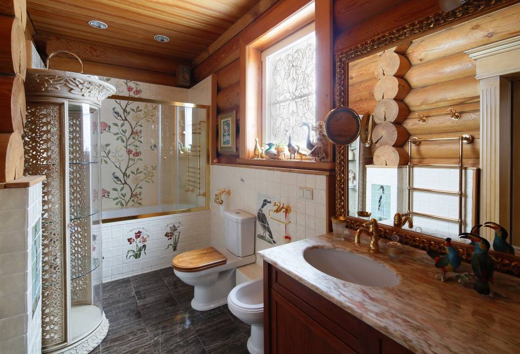 Ванная комната в деревянном доме: видео-инструкция как сделать своими руками, особенности оформления, ремонта, устройства комбинированного коттеджа из газобетона и дерева, чем обшить, технология, проекты, цена, фото